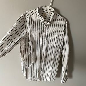 Men’s Haggar size L Button down